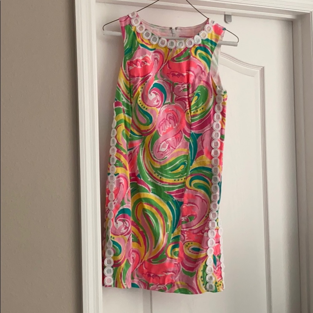 Women’s dress